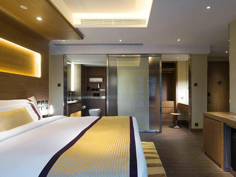 Hotel Pennington By Rhombus Hong Kong Bagian luar foto